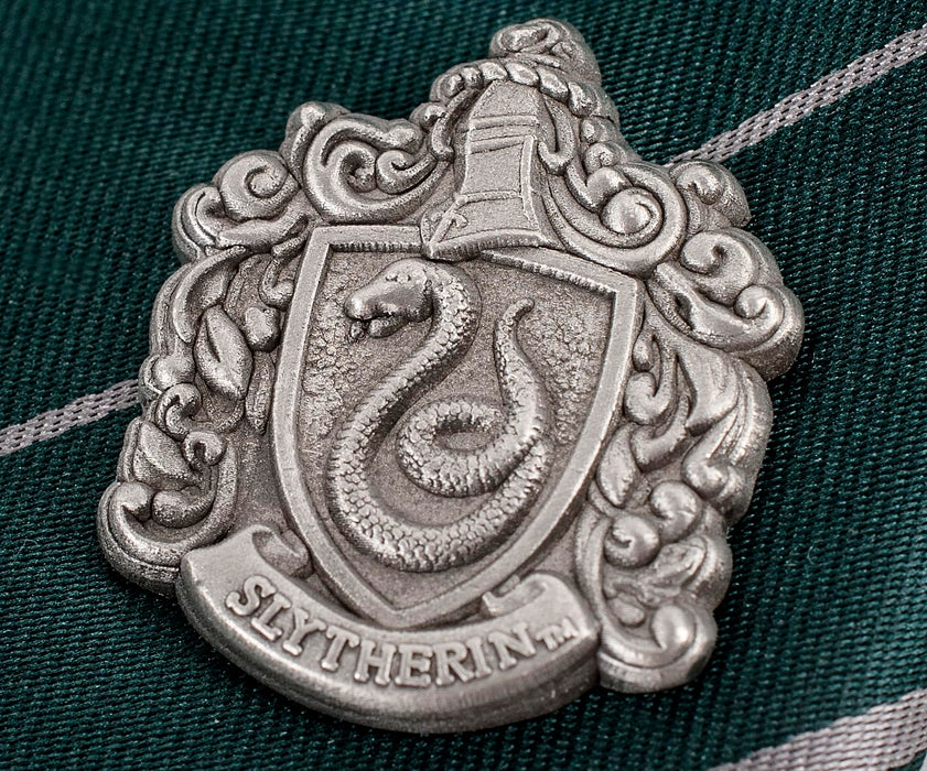 Harry Potter Slytherin Krawatte mit Hauswappen-Pin